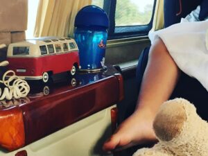 Evrim Solmaz Instagram - hikayelerimizi ve hediyelerimizi aldık evimize dönüyoruz ..baygon ☺️😴😄🙏🙏🙏🍀iyi geceler hepimize 🙏❤️
Back to home, we receive our gifts and our stories..zzz💤😄🙏🙏🍀good night 🙏❤️