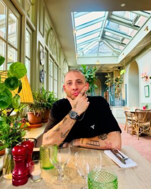 Example Instagram - 16 days. 5 flights. 2 trains. 1000 miles on the road. 6 gigs done. 4 new songs written. 3 head shaves. A hospital visit. 3 interviews and a podcast. A bit of DIY and lots of training   recovery. Was time to let my hair down for 24 hours. 

Soon it’s back to Australia to be Daddy for a few weeks before the grind continues back here in Europe. I have the best job in the world, albeit with some testing moments and sacrifices. 

Thanks to everybody who allows me to live this life - fans, followers, friends & family. On both sides of the globe. You know who you are.

And thank you to my sponsors. You also know who you are.

📷 @daisycox_