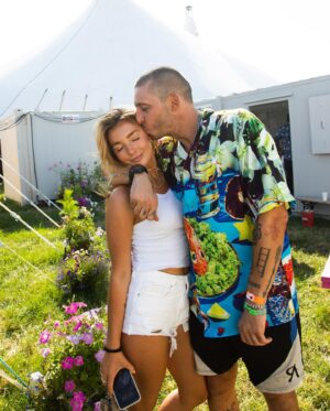 Example Instagram - 🔒