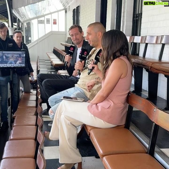 Example - 24.4K Likes - Always a lovely day out at the Cottage (despite the result). Thanks for the hospitality as always FFC & TNT Sports
Whoās winning the league ?
#fulhamfc #mcfc #crouchy #example #tntsports #premierleague