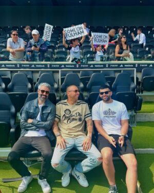 Example Instagram - Always a lovely day out at the Cottage (despite the result). Thanks for the hospitality as always FFC & TNT Sports

Who’s winning the league ? 

#fulhamfc #mcfc #crouchy #example #tntsports #premierleague
