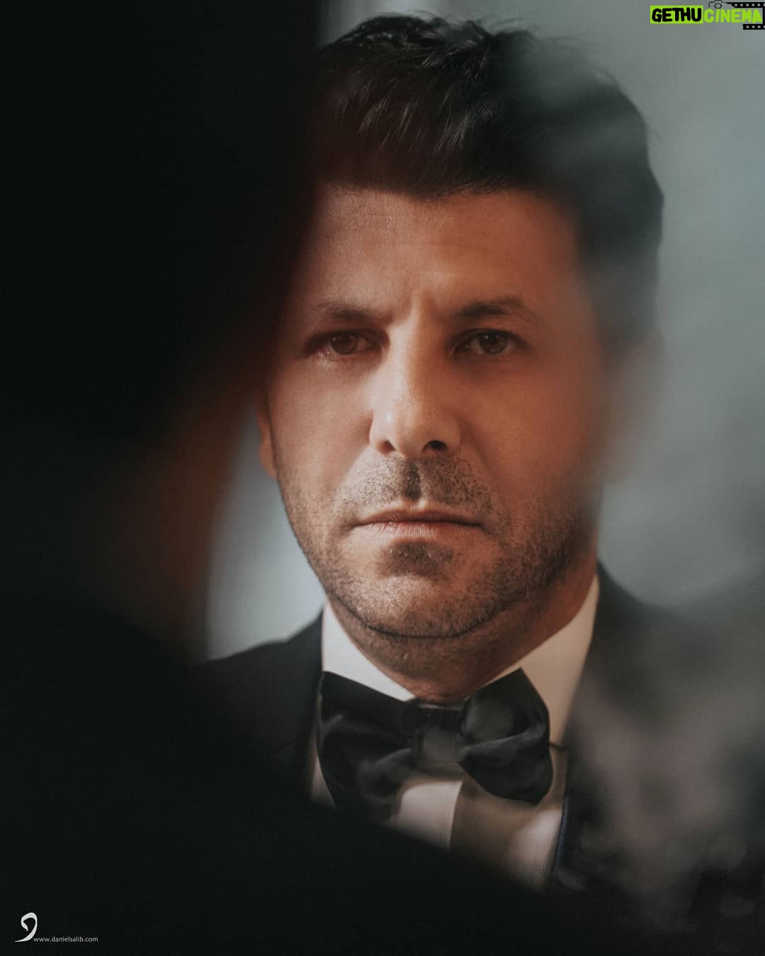 Eyad Nassar - 11.6K Likes - #suityourself
Bow Tie & Tuxedo : @emporioarmani
Photographer :
@danielsalib_photography
Styling : @alagabany
Hair : @zizosalon
@fscairofr
@thefirstmall
#thefirstmall
#firstnileboat