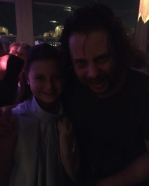 Eylül Şenocak Instagram - Kucak dolusu sevgilerrr🤟🧡🧡🧡🧡@_mert_tumer@mericozkaya@aliatilla.sendil@selimcanyalcin
