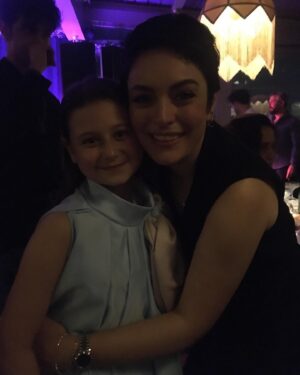 Eylül Şenocak Instagram - Çooook seviyorum , iyiki tanıdım seni Ezgi ablacım…@ezomola