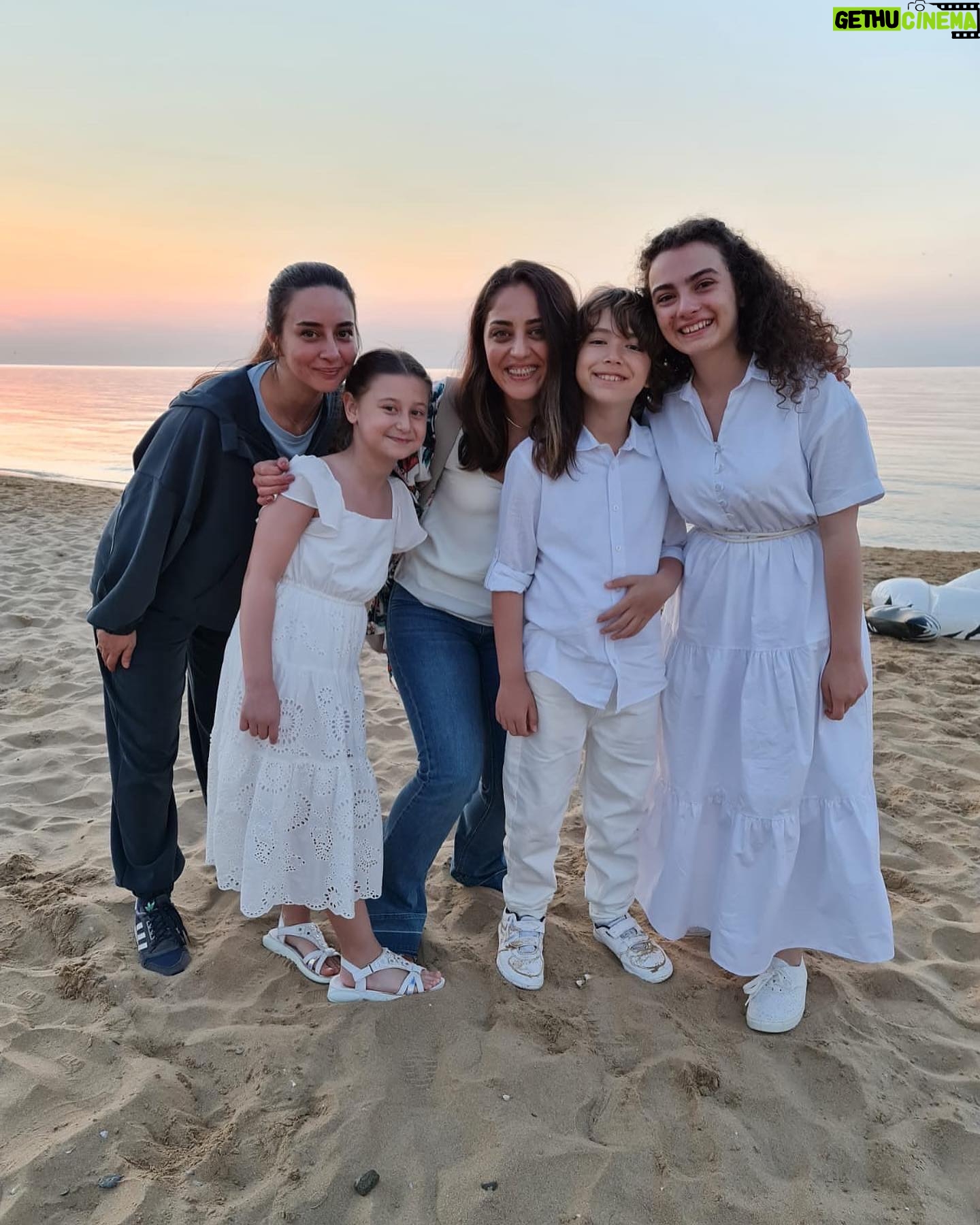 Eylül Şenocak - 1.9K Likes - Çokça Özlem🥹🤍🤍🤍