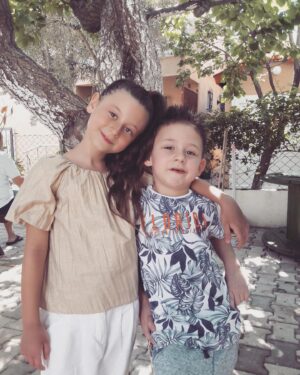 Eylül Şenocak Instagram - İyi bayramlar🎈kuzenlerimle harika bir bayram🎊🎉🧿