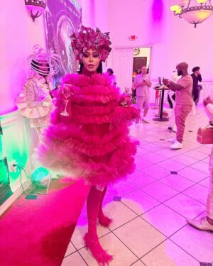Eyricka King Instagram - So We Did A Thing Last night In Dallas 

GrandPrize Fashion As A House Town & Country Going To The Kentucky Derby 
$5000🏆

@houseofxclusivelanvin