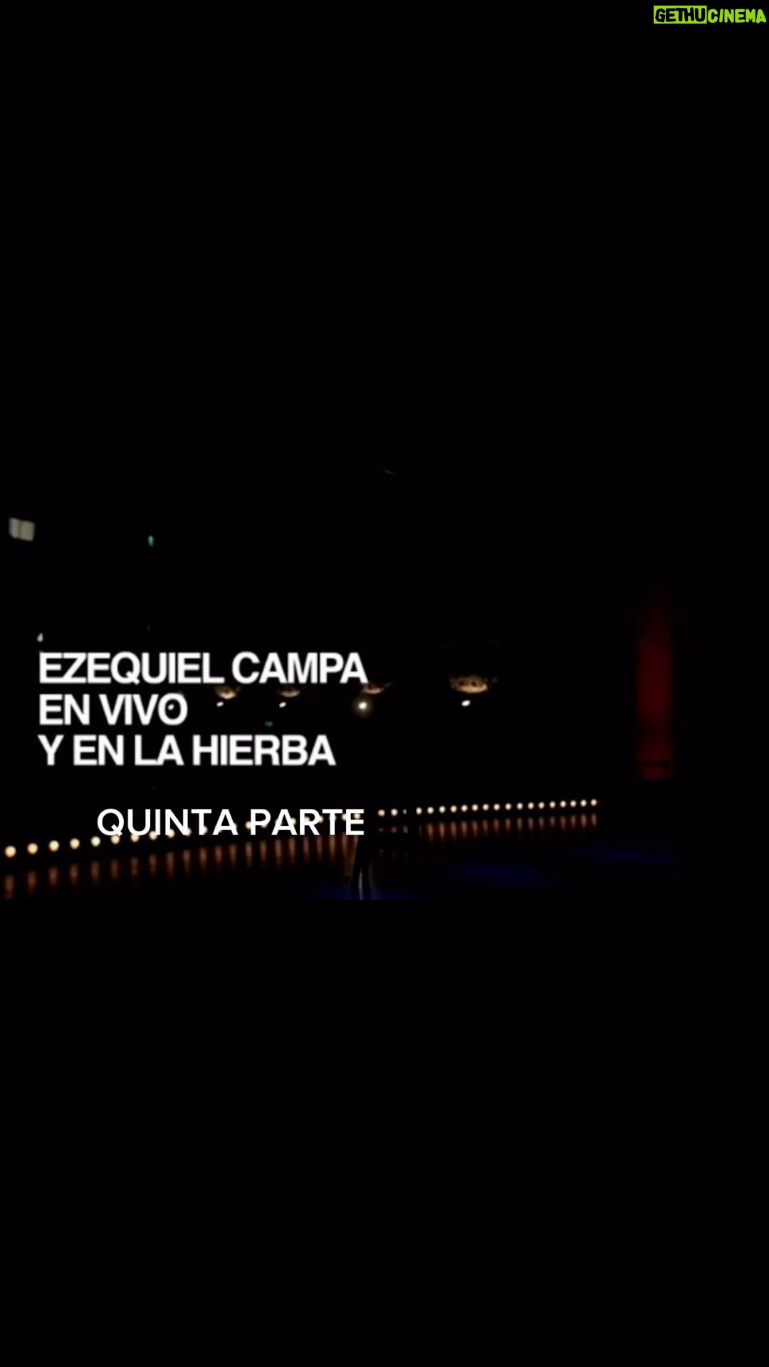 Ezequiel Campa - 6.2K Likes - Me encontré con estos videos de un especial que grabé hace muchísimos años y decidí cortarlo en partes para subirlo acá. Que se yo, seguramente hay muchas cosas desactualizadas o fuera de contexto después de tantos años 🤷🏻♂️🤷🏻♂️También es un test para nuestra paciencia saber hasta donde lo van a ver, duran casi 15 minutos cada uno? Quien se los banca? 🤔Lo filmamos en Rosario hace mil. Gracias por la paciencia de tantos años 🤙🤙