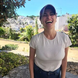 Ezequiel Rodríguez Instagram - Felices 4 años de casados  @l.a.l.a.s.o.s.a ❤️‍🔥
Las fotos aquí reunidas servirán de prueba de que...

1- tenemos una gran foto de un gran beso
2- Ya estábamos casados desde antes.
3 y 4 tengo muchas fotos tuyas para conmemorar y llevar el conteo PAR de nuestro casamiento.
5- Esta puede ser el comodín para los años IMPARES
6- Lo bien que nos sienta Bahía 
7- Hacemos magia donde vayamos
8- Hasta las piedras flotan
9- Sos la mujer más hermosa del universo
10- Con la sonrisa más contagiosa

Te amo!!