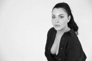 Ezgi Tombul Instagram - 🖤