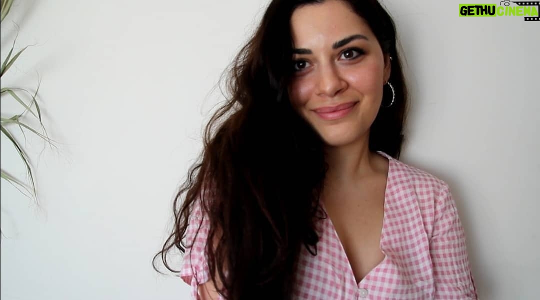 Ezgi Tombul - 553 Likes -