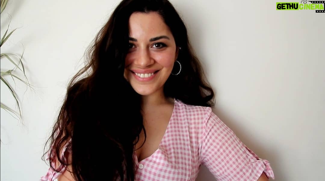 Ezgi Tombul - 553 Likes -
