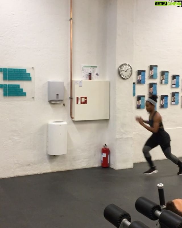 Ezinne Okparaebo - 4.1K Likes - No limits 👊🏾💥#ezinspiration @pumaperformance