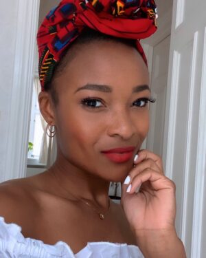 Ezinne Okparaebo Instagram - Chinemerem✨