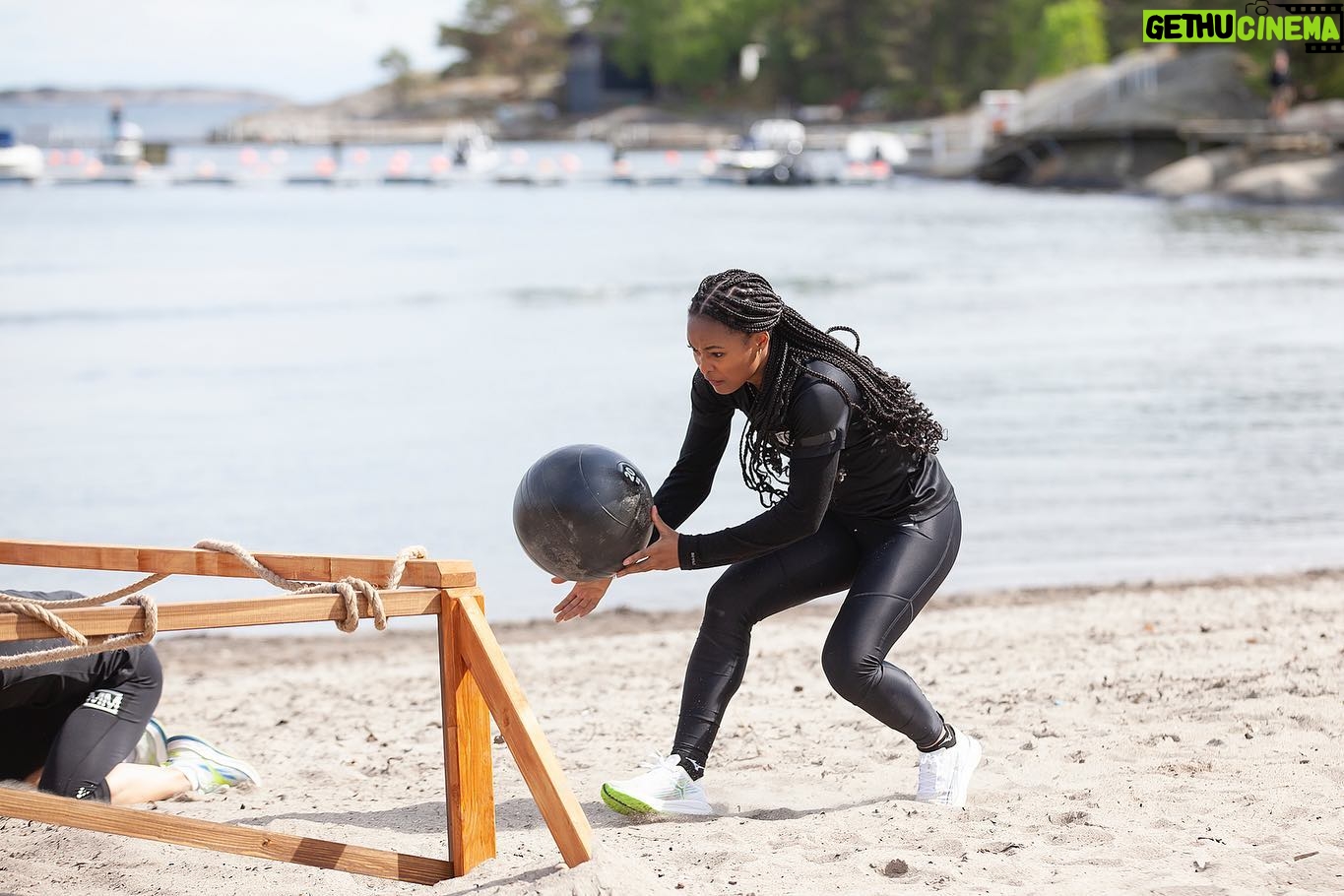 Ezinne Okparaebo - 1K Likes - Da er vi kommet i gang 😊 #nrk #Mesternesmester