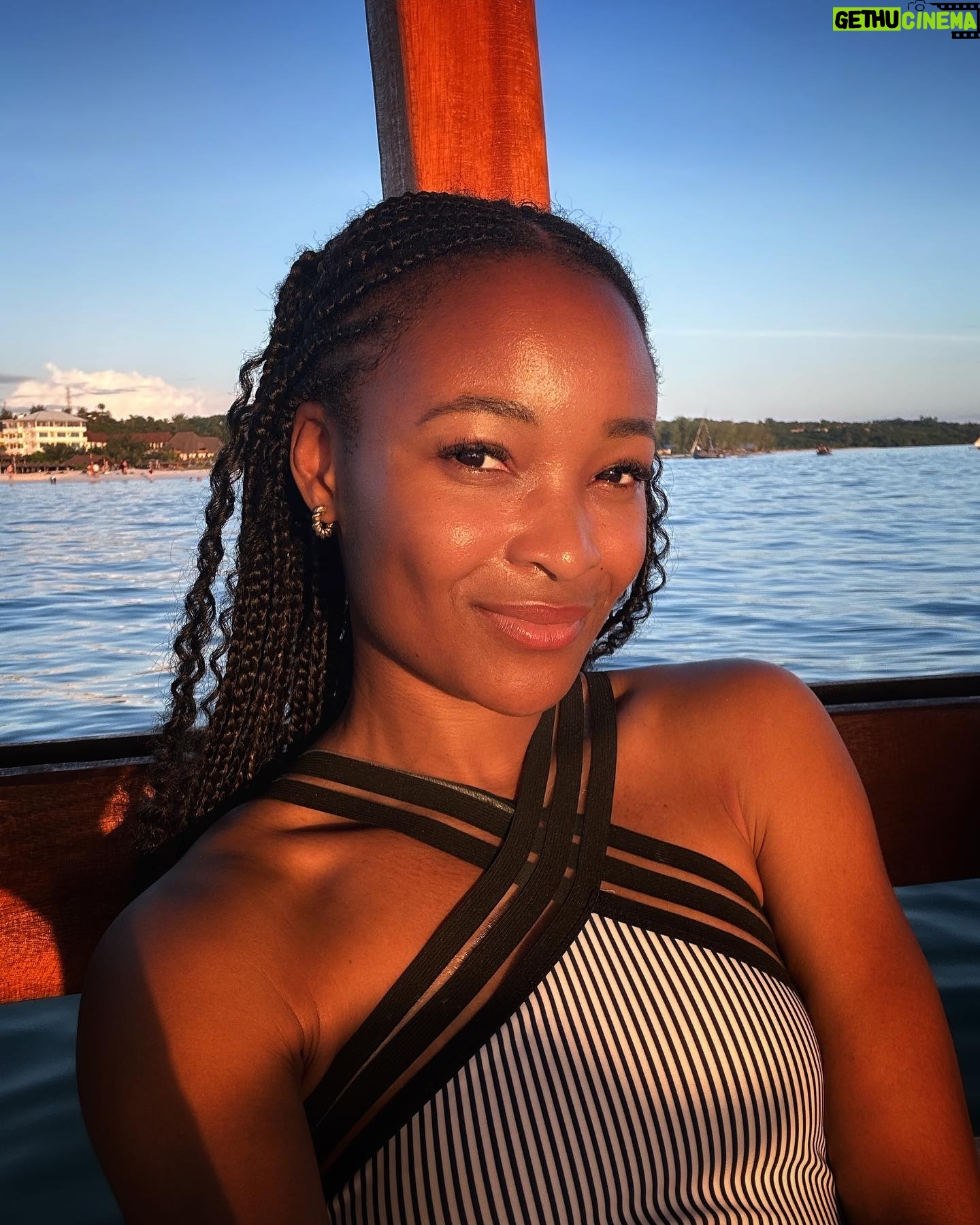 Ezinne Okparaebo - 1.1K Likes - 🌅