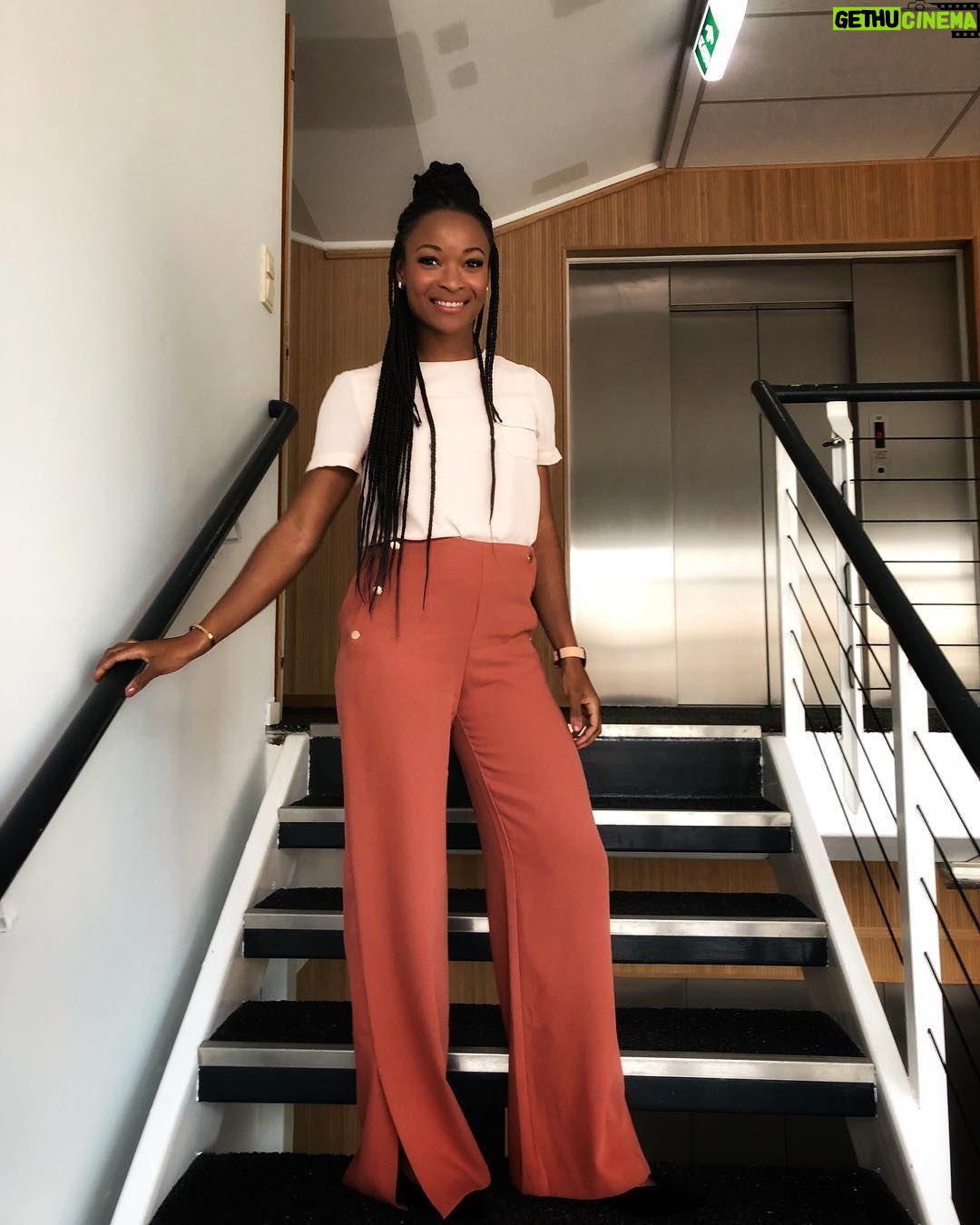 Ezinne Okparaebo - 1.5K Likes - 🤗