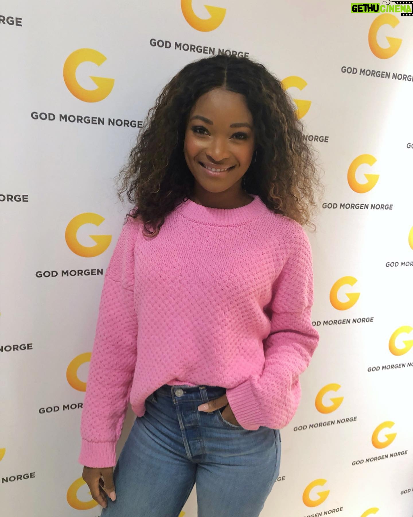 Ezinne Okparaebo - 1.7K Likes - Gjest hos @gmn for å snakke om VM i friidrett som starter i dag 😊. Ønsker mine lagkamerater masse lykke til 💪