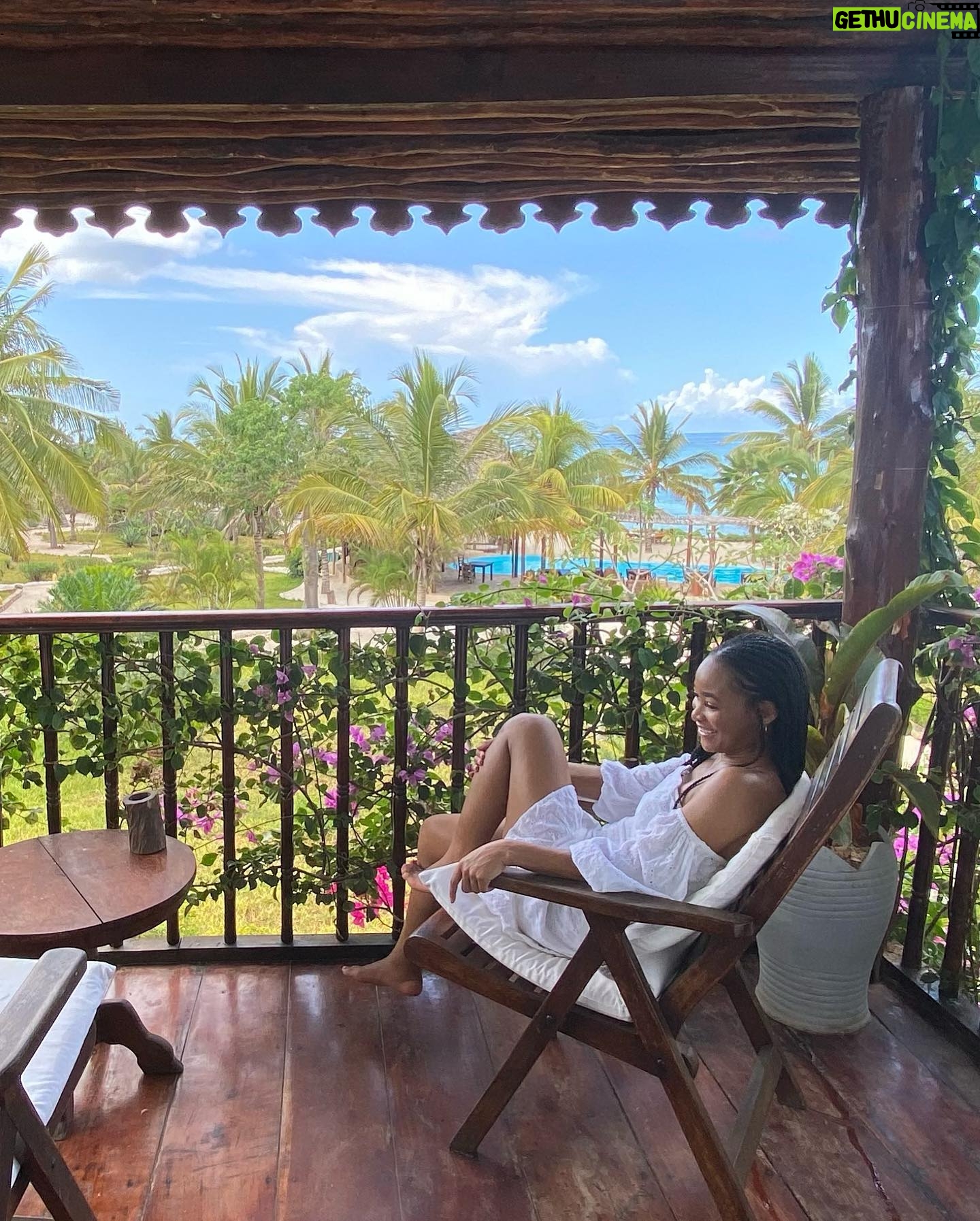 Ezinne Okparaebo - 0.9K Likes -