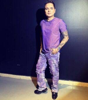 Fabián Chávez Instagram - Gracias @cklassoficial por ser parte de la noche mágica que vivimos en el concierto de @2000sxsiempre y darle el toque Perfecto a mi outfit.

Dale click al sig link y conoce el catálogo. 

https://cklass.com/pages/catalogos?utm_source=INVIERNO23&utm_medium=Cklass&utm_campaign=FABIANCHAVEZ&utm_id=FABIANCHAVEZ&utm_term=INVIERNO23&utm_content=FABIANCHAVEZ
