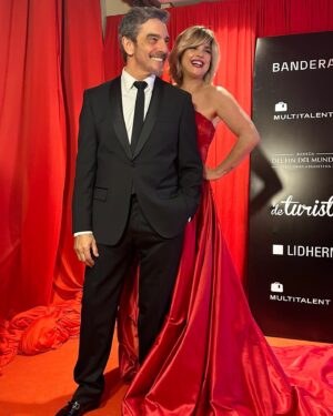 Fabián Mazzei Instagram - @revistacaras #galacaras30años 
Gracias 

@araceligonzalez67 @ftorrente