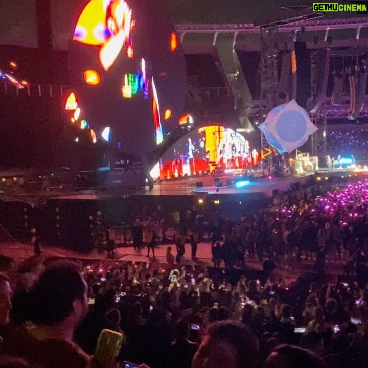 Fabián Mazzei - 13.2K Likes - Gran noche @coldplay @araceligonzalez67 🤙