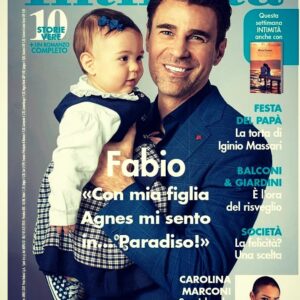 Fabio Fulco Instagram - Ancora e per sempre mi chiederó se merito tutto questo. La guardo e penso che é troppo, troppo, troppo e oltre. Un Angelo, un Sogno, un Dono, una creatura dolce e speciale........ AGNES...... MIA FIGLIAAAAAAA #seilamiavita #sonoluomopiufelicedelmondo #graziesignore #tiameropersempre #festadelpapà #famiglia #noi #veronicapapa #grazieamoremio #intimità #magazine #cover #ioemiafiglia #fabiofulco @sabrinasacripanti @raffaello.balzo @veronicapapa1