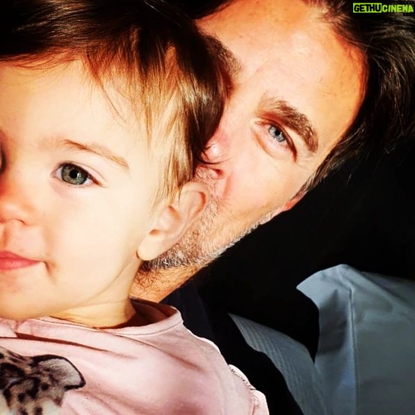 Fabio Fulco - 4.3K Likes - Stoooooppp.... fine lavorazione x oggi. Rientro in hotel... apro la porta e sento :" PAPÀ...... PAPÀ". Il mio cuore si ferma. Poi comincia a battere a 1000 e le lacrime vengono giu. Quello che ho sognato e provato ad immaginare per tutta la vita ieri si é avverato!!!! #nevergiveup #neverstopdreaming #isognisiavverano #tiamopiudellamiavita #agnes #miafiglia #graziesignore #amoreinfinito #nonsvegliatemi