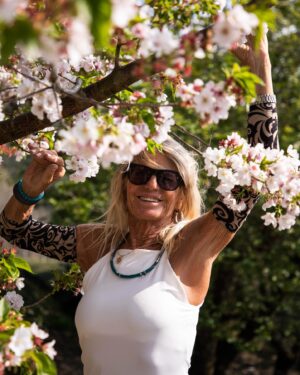 Fabio Grangeon Instagram - Happy Mother’s Day to the most amazing women I know ❤️

Thank you, Mum, for your unconditional love and support, for teaching me about beauty and creativity, and for pushing me to travel and explore.
( even if it’s not mother day in France yet )

Thank you, @deswellness, for being such an example for Lola. You are the best mother Lola could ever ask for. We are so grateful to have you in our lives. ❤️

I love you.