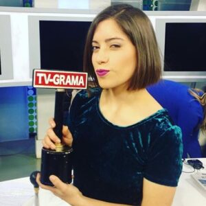 Fabiola Alarcón Instagram - ya predije las 500mil visitas, ya predije los premios #visionaria #parecidoalgrammy