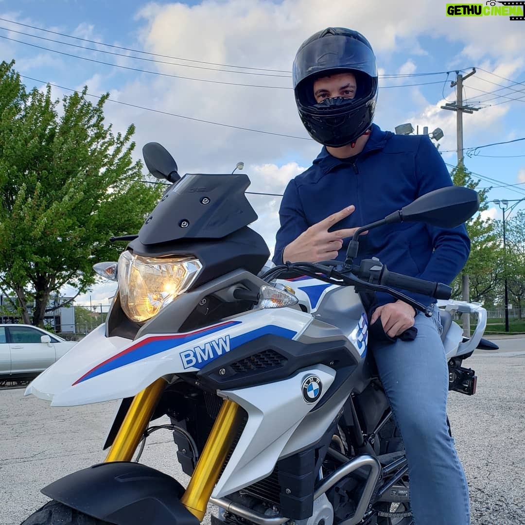 Fabrice Calmels - 3.3K Likes - I have had M licence for a few years. Regardless, I've spent my week training again and cleaning up my riding techniques. Thanks @ridechicago for the fun and the coaching.
#motorcycle #bmw #ridechicago #me #picoftheday