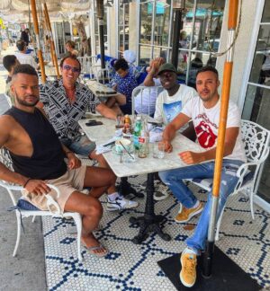 Fabrice Sopoglian Instagram - Summer Vibes in #LA  with the boys @edou_mendy 🥅  @mehdirm13 ⚽️ ☀️ 🌊 🌴