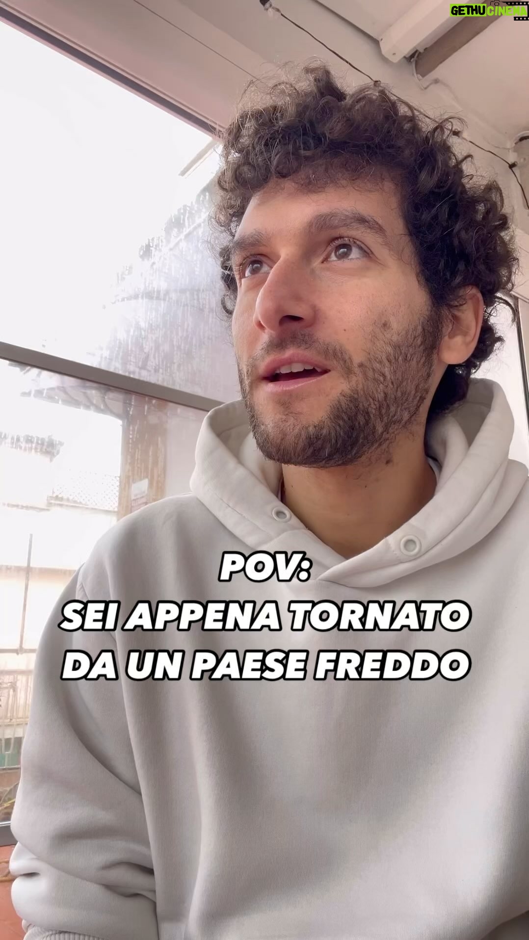 Fabrizio Colica - 73.1K Likes - Io sto sudando.
#freddo #cold #clima