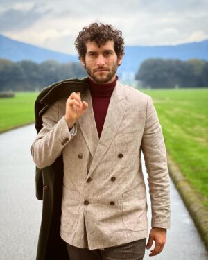 Fabrizio Colica Instagram - Una semplice giornata nelle mie stanze.