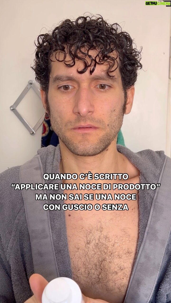 Fabrizio Colica - 5.4K Likes - Ma poi noce di che? Di cocco? Di macadamia?
#curlyhair #capelli #ricci #men