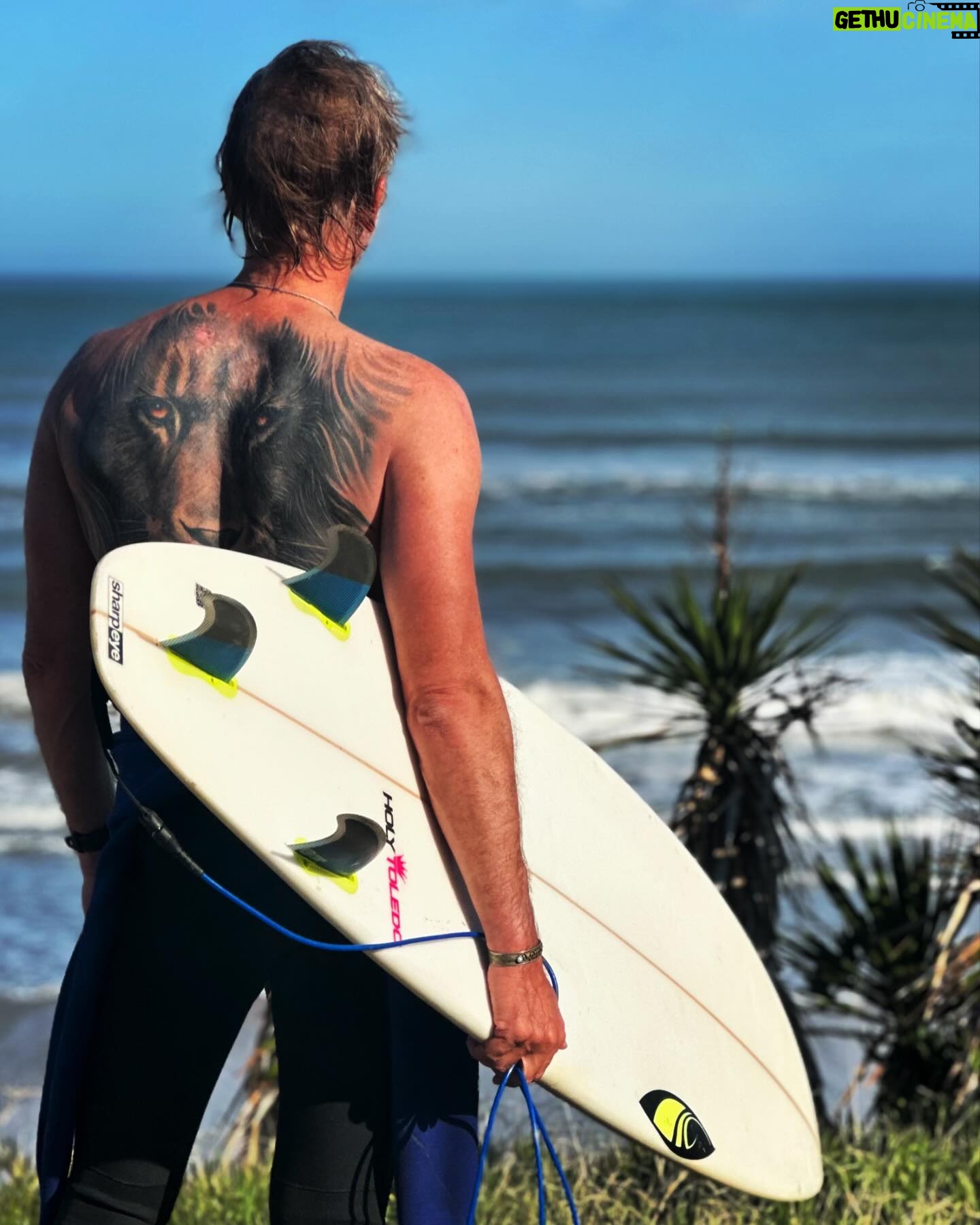 Facundo Arana - 11.5K Likes - Mar del Plata Sur 🎭🦋🌈♥️🎷🏄🏽♀️…🏄🏽♀️🏄🏽♀️🏄🏽♀️🏄🏽♀️🏄🏽♀️😉 Swell🌺🌺🌺 📸: #ReinaLoca @mariasusini
🦁: @robertolopeztattoo 🦋🦋🦋