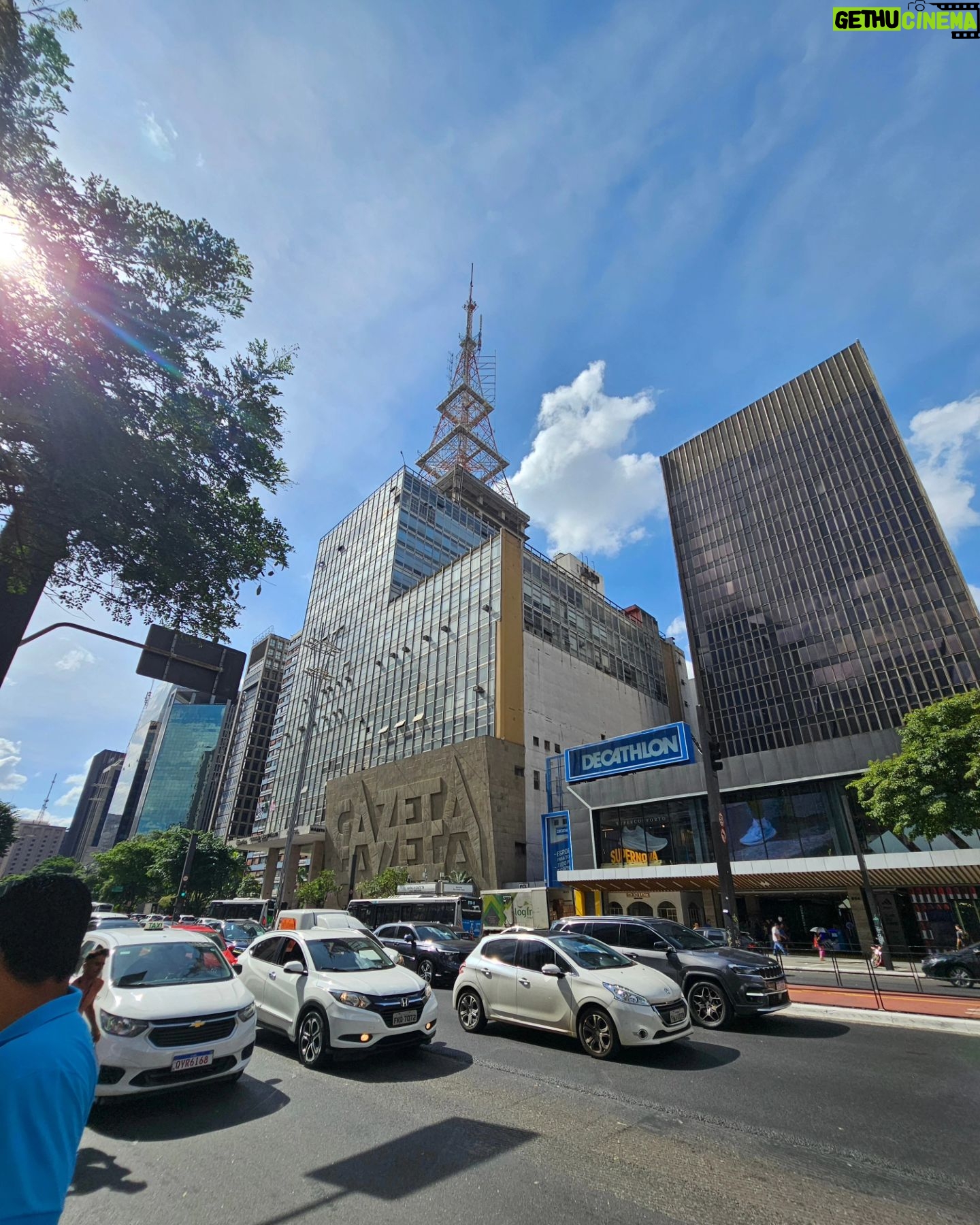 Facundo Gambandé - 12.2K Likes - Un día paseando por Sao Paulo!