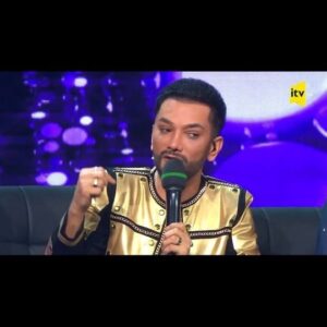 Faiq Ağayev Instagram - #MaskaShow 🎭 | 8-ci efir | part 4
@maskaazerbaijan | Cırtdan 

@faiqagayev
@nigarjamal.official 🌟 @babayevakamila
@muradarif 🌟 #coşqunrəhimov 

📺 @ictimaitv.official
🎙 @aganadirov 
🎬 @serxan_aydinoglu
✒️ @svdmltrl

#maskaitv
#faiqagayev 

#Azerbaijan 
#singer
#megastar 👑
#fyp