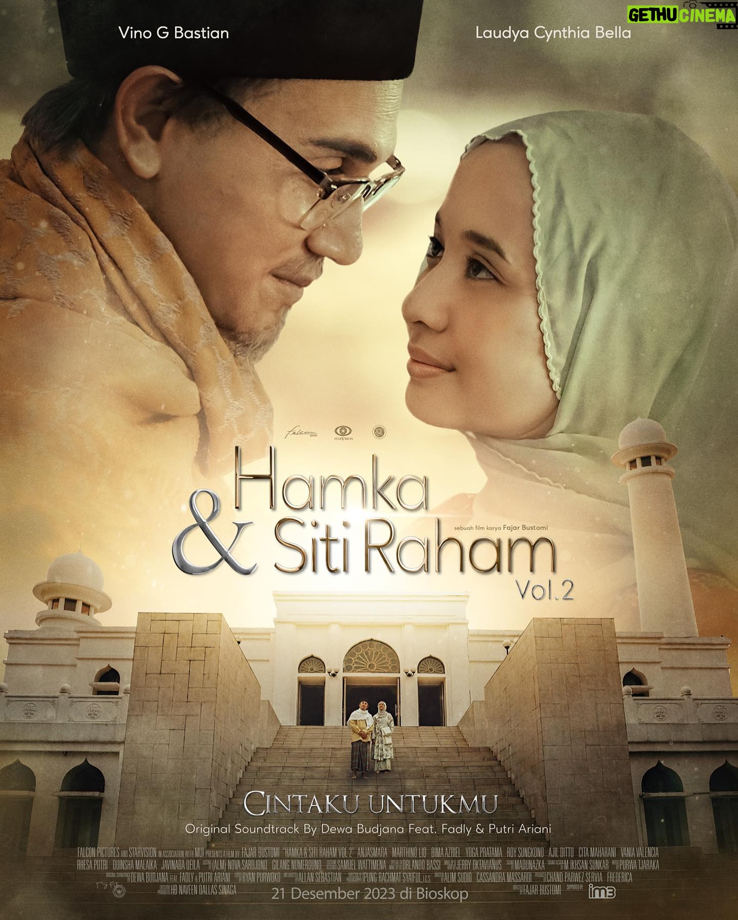 Fajar Bustomi - 1.6K Likes - Official Poster film 𝐇𝐚𝐦𝐤𝐚 & 𝐒𝐢𝐭𝐢 𝐑𝐚𝐡𝐚𝐦 𝐕𝐨𝐥.𝟐 tayang 𝟐𝟏 𝐃𝐞𝐬𝐞𝐦𝐛𝐞𝐫 𝟐𝟎𝟐𝟑 di Bioskop!
𝐂𝐈𝐍𝐓𝐀𝐊𝐔 𝐔𝐍𝐓𝐔𝐊𝐌𝐔
Original Soundtrack by @dewabudjana feat. @fadlypadi13 & @arianinismaputri
@vinogbastian__ @laudyacynthiabella @anjasmara @marthinolio @bima.azriel @yoga__prat @roysungkono @ajil_ditto08 @frydamahrani @vaniavalencia8 @rhesaputri @quinsha_malaika @javinadaqeila @fajarbustomi @starvisionplus @muipusat @aphang_alimsudio