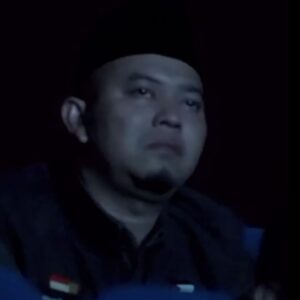Fajar Bustomi Instagram - Jazakallahu khairan katsiran Ustadz @luqmanulhakimpontianak dan teman-teman di Pontianak yang sudah menyempatkan waktunya untuk hadir dan nonton bersama film Hamka & Siti Raham Vol.2. Jazakumullah Khairan Katsiran Wa Jazakumullah Ahsanal Jaza. 

Barakallahu fiikum..