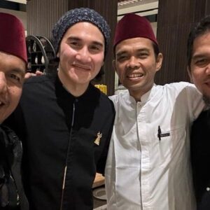 Fajar Bustomi Instagram - Bismillah izin Repost @ustadzabdulsomad_official Saksikan Film Buya Hamka & Siti Raham di bioskop seluruh indonesia, mulai 21 Desember 2023

Ajak seluruh keluarga serta sahabat nonton film kebaikan ini

Jazakallahu khairan katsiran ustadz.. Barakallahu fiikum..