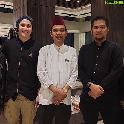 Fajar Bustomi - 304 Likes - Bismillah izin Repost @ustadzabdulsomad_official Saksikan Film Buya Hamka & Siti Raham di bioskop seluruh indonesia, mulai 21 Desember 2023
Ajak seluruh keluarga serta sahabat nonton film kebaikan ini
Jazakallahu khairan katsiran ustadz.. Barakallahu fiikum..