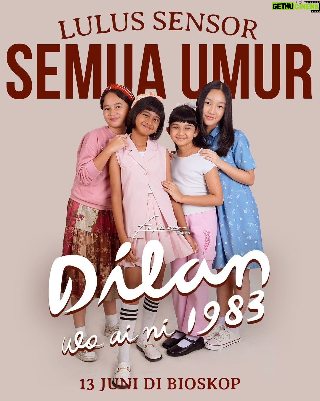 Fajar Bustomi - 1.6K Likes - BESOK TAYANG!
Film ”Dilan 1983 Wo Ai Ni” aman buat ngajak seluruh anggota keluarga karena lulus sensor untuk SEMUA UMUR! 🤩🤩🤩
Film #𝘿𝙄𝙇𝘼𝙉𝟭𝟵𝟴𝟯𝙒𝙊𝘼𝙄𝙉𝙄💛
BESOK TAYANG 𝘿𝙄 𝘽𝙄𝙊𝙎𝙆𝙊𝙋! 🎬