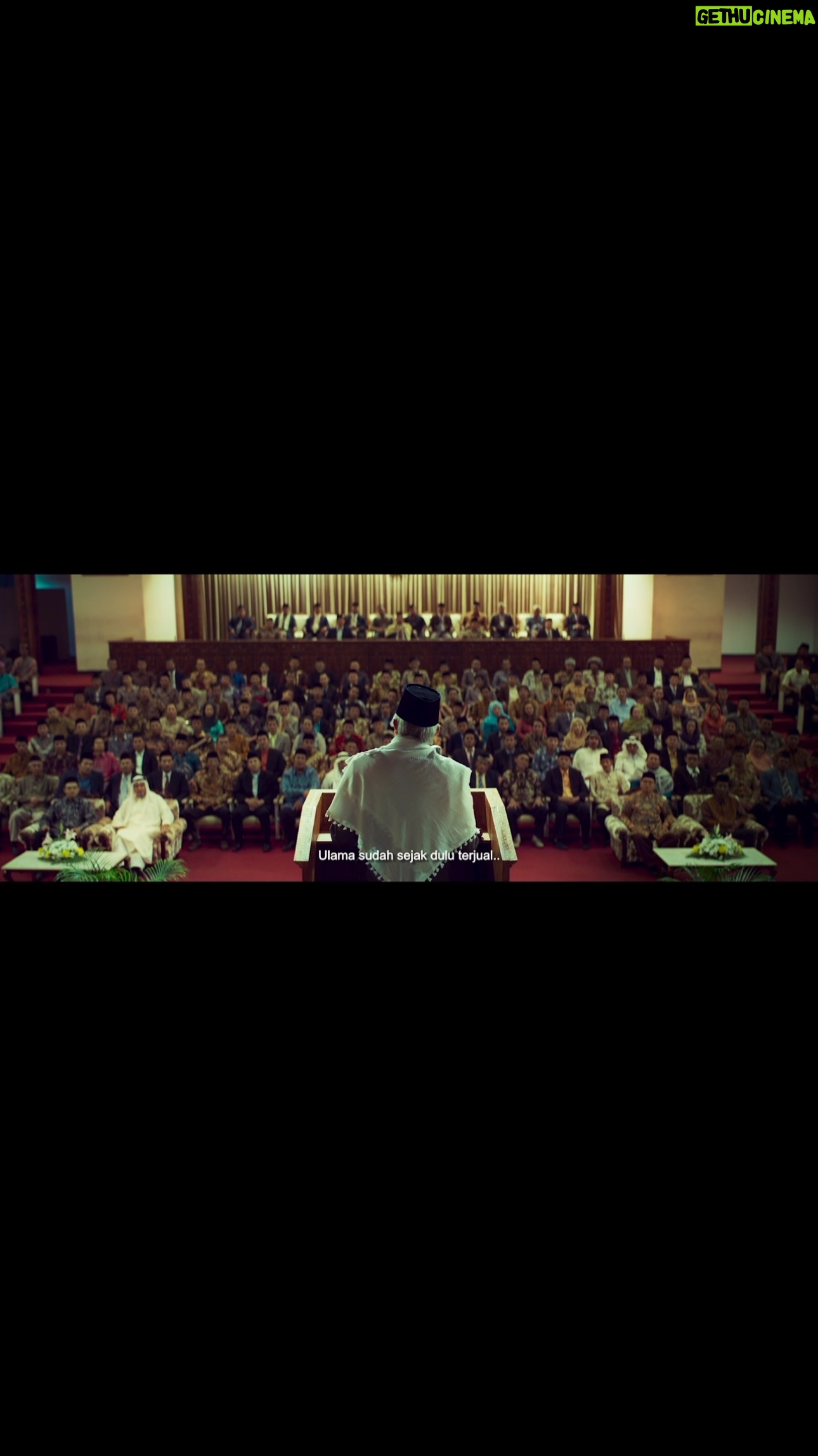 Fajar Bustomi - 1K Likes - Bismillah Official Trailer film 𝐇𝐚𝐦𝐤𝐚 & 𝐒𝐢𝐭𝐢 𝐑𝐚𝐡𝐚𝐦 𝐕𝐨𝐥.𝟐 tayang 𝟐𝟏 𝐃𝐞𝐬𝐞𝐦𝐛𝐞𝐫 𝟐𝟎𝟐𝟑 di Bioskop!
𝐂𝐈𝐍𝐓𝐀𝐊𝐔 𝐔𝐍𝐓𝐔𝐊𝐌𝐔
Original Soundtrack by @dewabudjana feat. @fadlypadi13 & @arianinismaputri
@vinogbastian__ @laudyacynthiabella @ustadzabdulsomad_official @anjasmara @marthinolio @bima.azriel @yoga__prat @roysungkono @ajil_ditto08 @frydamahrani @vaniavalencia8 @rhesaputri @quinsha_malaika @javinadaqeila @fajarbustomi @starvisionplus @muipusat @aphang_alimsudio