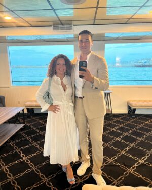 Fanny Veliz Grande Instagram - Went to a beautiful event called Fíesta Shalom that aims to bring the Jewish and Latino community together. We’re so lucky to live in Los Angeles such a vibrant and diverse city! #fiestashalom #losangeles #imonaboat