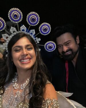 Faria Abdullah Instagram - @nag_ashwin WHAT HAVE YOU DONE!!! What is thissss!? Just watched #kalki2898 and I immediately want to go back in and watch it again! 

What a feeling it is, to be a small part of such a huge movement. I’m so glad this is beyond everyone’s expectations AND MORE😭

Always a pleasure working with @vyjayanthimovies and team. Kudos 🔥🔥🔥