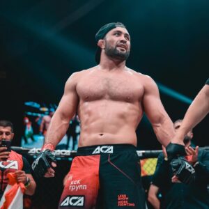 Faridun Odilov Instagram - Просто стою и наблюдаю за происходящим 👀

- Муслим я как понял , я уже снюсь в твоих страшных снах.
Что ты так зациклился на моем проигрыше.
По твоему мнению и желанию я любом случай должен проиграть…..
Просто наблюдай 🤔📞

📌 Впереди финал гран-при @aca_mma 
За пояс настоящего чемпиона☝🏽
Сосредоточен и нацелен…

@aslanbek_badaev как бы ты не хотел этого, но скоро ин ша Аллах тебе придется обо мне говорить))

Адлан почему они списывают тебя ? 🥴
#адланбыпобилбымуслима💯 #такчтоненадоегосписывать..