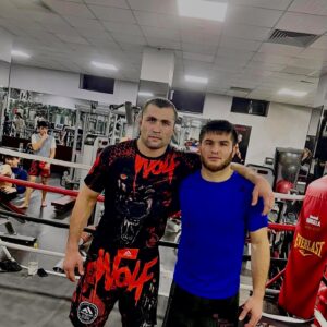 Faridun Odilov Instagram - Время ответить на все вопросы..🥷🏻#вместемысила💪 @gorillafighting @gorillaenergy @iamfighter.store