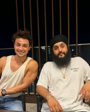 Fateh Doe Instagram - Ran around Bandra like it’s Brampton