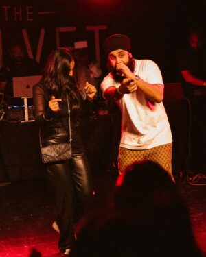 Fateh Doe Instagram - TORONTO • “The Homecoming show” 

This was my best Toronto show dus far. Having all my friends and family there made it extra special ❤️🤞🏽

SACRAMENTO • NOV 2ND

Photos by @harmandulay
